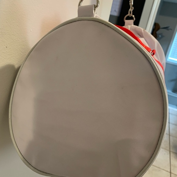 Lacoste Parfums Duffel Bag - White and Red - Picture 5 of 14